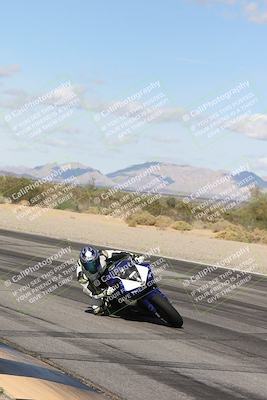 media/Nov-16-2025-Race Pace (Sun) [[8c5fa54630]]/Verified Riders/4-Turn 3 Inside (1050am)/